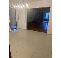 3,5-Zimmer-Wohnung in Renchen - 1.100,00&nbsp;EUR Kaltmiete, ca.&nbsp; 120,00&nbsp;m&sup2; in Renchen (PLZ: 77871)