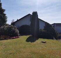 Charmantes Bungalow, großer Garten, Garage-provisionsfrei - Neustadt bei Coburg