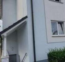 Charmante 1-Zimmer-Souterrainwohnung Provisionsfrei - Mainhausen