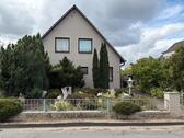 Foto - Großes Einfamilienhaus, ruhige grüne Seitenstraße in Reinbek