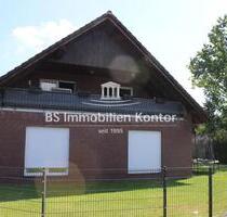 Oberwohnung 3 ZKB, Balkon, Diele, Abstellraum, Bodenraum 80 m² EBK PKW-Stellplatz Kaution 3 Monatsmieten - Saterland