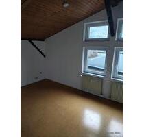 Sonnige, großzügig dimensionierte 3 Zimmer Komfort Wohnung. - Lentföhrden