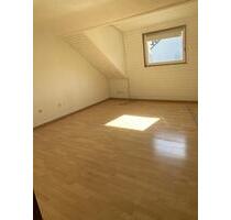 Dachgeschosswohnung Losheim Ortskern 2ZKB - Losheim am See