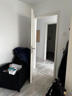 Foto - NUR FÜR WEIBLICHE STUDENTINNEN. WG-Zimmer in 3-er Frauen-WG