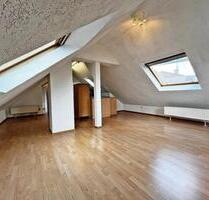 Gemütliche 3 Zimmer im Dachgeschoss - optimaler Grundriss - inkl. gepflegtem Bad & EBK - Heilbronn Frankenbach