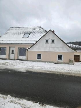 Foto - Bewohnbares Haus mit BistroCafé