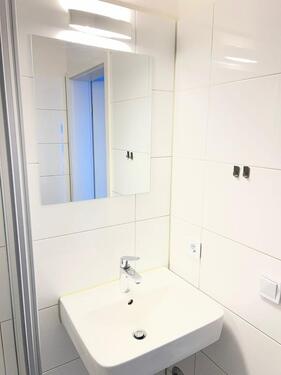 Foto - Schöne 2-Zimmer Whg. mit Balkon & Küche, Besichtigung 24.01