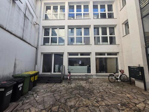 Foto - Kosmetik, Friseur, Cafe, Laden? Hier ist vieles möglich