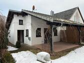 Foto - Häuschen mit Einraumwohnung u. gr. überdachter Terrasse