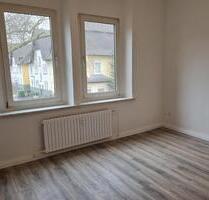 Renovierte 3-Zimmer-Wohnung im 1. Obergeschoss zu vermieten! - Duisburg Hamborn