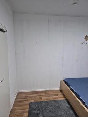 Foto - Eine Zimmer in Marzahn mit Aufzug