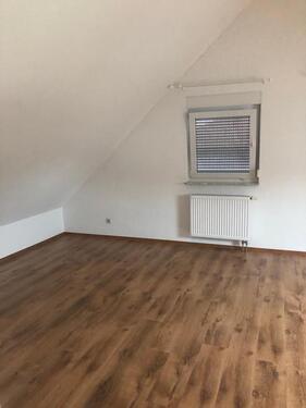 Foto - 2 Zimmer Dachgeschoßwohnung zur Miete in Buseck