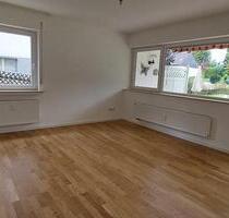 Neu renovierte 2 Zi Wohnung mit EBK und Terrasse - Siegen Dillnhütten