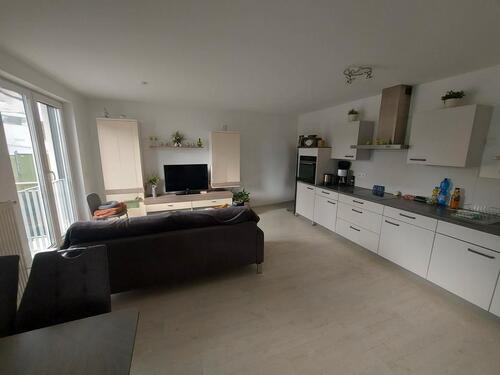 Foto - 2 Zi. Wohnung, EBK, Balkon, Stellp., Aufzug