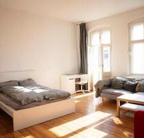 Charmante möblierte Wohnung mit Balkon in Berlin-Prenzlauer Berg