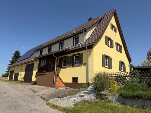 Foto - Charmantes Bauernhaus mit Scheune, Garten und moderner PV-Anlage
