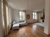 Foto - Altstadt-Charme, helle 2-Zimmmer-Wohnung, Einbauküche, Stellplatz
