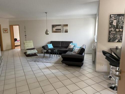 Foto - Helle 2-Zimmer Souterrain-Wohnung