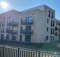 Neubau Penthouse Single o Geschäftswohnung m großer Dachterrasse - Bargteheide
