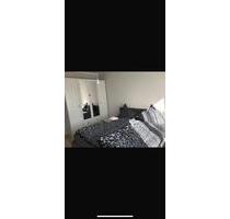 Frisch renovierte, möblierte 1-Zimmer-Wohnung mit Balkon - Frankfurt am Main Oberrad