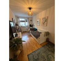 Schönes, helles Zimmer in 3er WG in zentraler Lage - Nürnberg