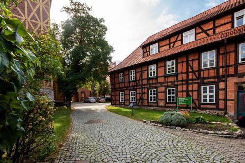 Foto - Idyllisch wohnen: 3-Raum-Wohnung im Brüderhaus Neinstedt