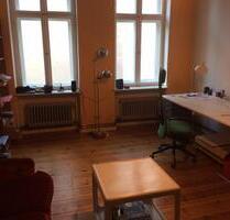 Grosses, ruhiges Zimmer in nahe Urbanhafen-Kreuzberg - Berlin Friedrichshain-Kreuzberg