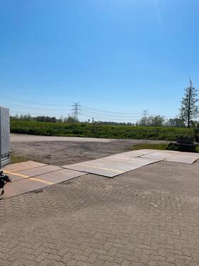 Foto - Stellplatz für Boot, Womo oder Wohnwagen zentral in Stade