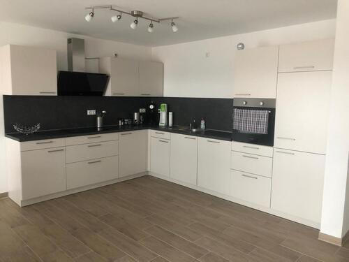 Foto - Moderne 3 Zimmer Wohnung mit Balkon