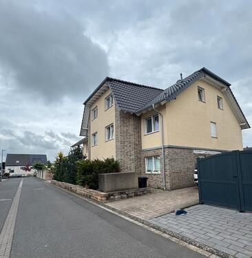 Foto - 7 Zimmer Doppelhaushälfte zur Miete in Weilerswist