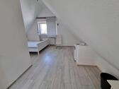 Foto - teilmöbilierte Dachgeschosswohnung - 2 ZKB