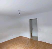 Ruhige 3-Zimmer-Wohnung in Ezach - Leonberg