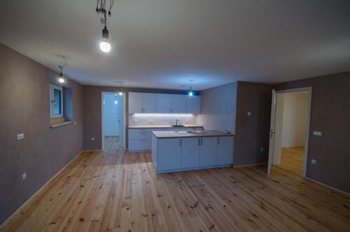 Foto - Kernsanierte 1,5-Zimmer Wohnung mit Terrasse in Brombachtal