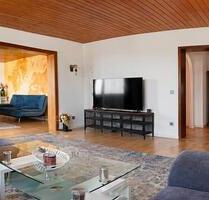 Großzügige möblierte 4-Zimmer-Wohnung mit Panoramablick - Weinheim
