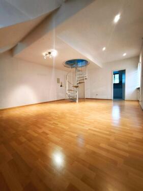 Foto - 2 - Zimmer Wohnung in Homburg Provisionsfrei !