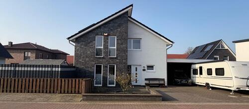 Foto - Hochwertiges Einfamilienhaus, PV, Garten, ruhige Lage von privat