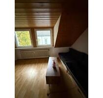 Gemütliche Dachgeschosswohnung in Solingen zu vermieten