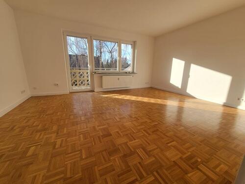Foto - Helle 3-Zimmer-Wohnung mit Südwest-Balkon & neuer Einbauküche