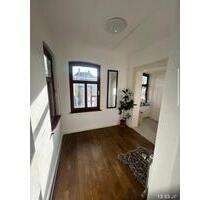 Geräumige 4-Zimmer Wohnung mit Balkon in der Innenstadt von Selb