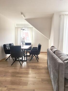 Foto - Lichtdurchflutetes DG Juwel mit Loggia in Siemensstadt