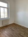Foto - Helle 3-Zimmer mit Laminat und Balkon in ruhiger Lage!