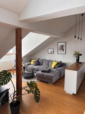 Foto - Wunderschöne 2-Zimmer-Dachgeschosswohnung in Germering