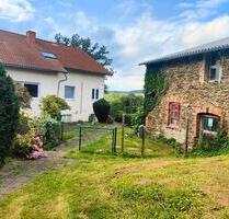 Einfamilienhaus mit ca. 225m² Wfl und 1700m² Grundstück - Singhofen