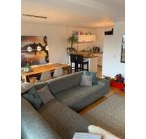 TRAUMHAFTE 3-ZIMMER-WOHNUNG mit Außenstellplatz - Nürnberg Gleißhammer TRAUMHAFTE 3-ZIMMER-WOHNUNG mit Außenstellplatz - Nürnberg Gleißhammer