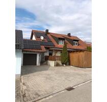 Doppelhaushälfte - 1.150,00&nbsp;EUR Kaltmiete, ca.&nbsp; 120,00&nbsp;m&sup2; in Rottenburg an der Laaber (PLZ: 84056)