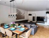 Foto - Schöne, geräumige Wohnung mit großer Dachterrasse