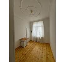 Appartement zentral, vollsaniert Holzdielenboden 595 warm 1 P - Düren