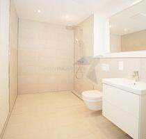 + Winterangebot + Barrierefreie 1-Zimmer-Wohnung mit Terrasse, bodentiefer Dusche & Einbauküche - Chemnitz Rabenstein