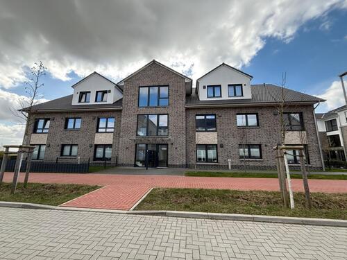 Foto - Helle und moderne Dachgeschosswohnung in schöner Lage von Leeste!