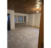 Charmante 3-Zimmer-Wohnung mit Wintergarten und Garage - Sulz am Neckar